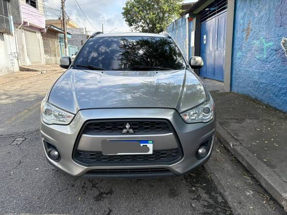 MITSUBISHI ASX 2.0 4X2 16V GASOLINA 4P AUTOMÁTICO MITSUBISHI ASX 2.0 4X2 16V GASOLINA 4P AUTOMÁTICO